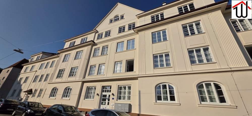 Lichtdurchflutete 2 Zimmer Wohnung in ruhiger Lage