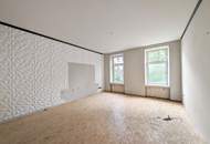 ++Q16++ Renovation-needed 2-room old building flat, lots of potential