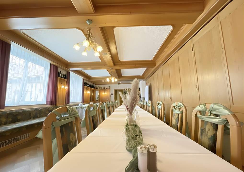 NEUER ANFANG AM FUSSE DER BERGE: Ihr Gasthaus in fußläufiger Nähe zum Stift Admont