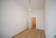 Spacious 2 Room Apartment with Park View