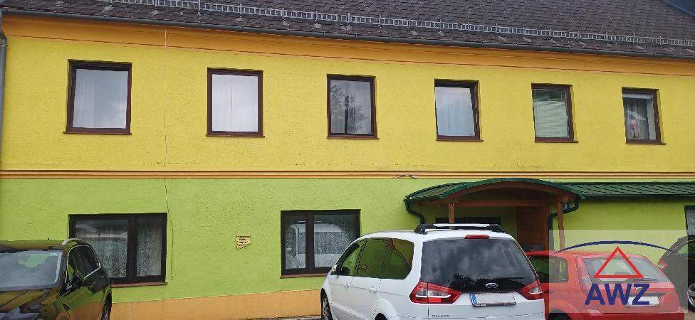 TOP-PREIS - Interessantes, günstiges Haus für Geldanleger mit 6 Wohneinheiten!