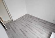 Unbefristete 4-Zimmer-Wohnung mit Balkon UND Terrasse!