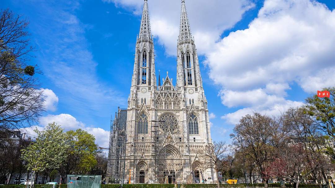 Wunderschönes, sonniges Altbaubüro in Palaishaus hinter der Votivkirche***unbefristet***