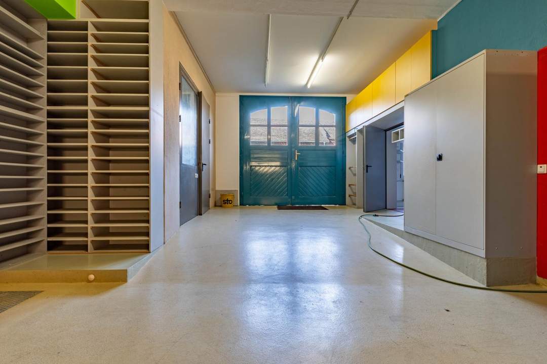 BIETERVERFAHREN-OPEN HOUSE am 02.01.2026 nur gegen Voranmeldung Vielseitig nutzbare Immobilie, die Wohnen und Arbeiten perfekt verbindet –