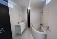 "Wohnung mit Balkon und Parkplatz"