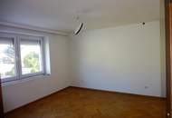 Modernisiertes Einfamilienhaus mit PV -Anlage und viel Platz!