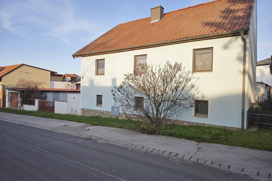 Gemütliches Zuhause im Weinviertel - Einfamilienhaus mit großer überdachter Terrasse - großzügiger Kellerfläche und Nebengebäude, Haus-kauf, 175.000,€, 2052 Hollabrunn