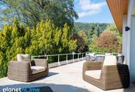 Luxuriöse Villa mit Indoor-Pool, parkähnlichem Grundstück mit Wasserversorgung durch eigenen Brunnen