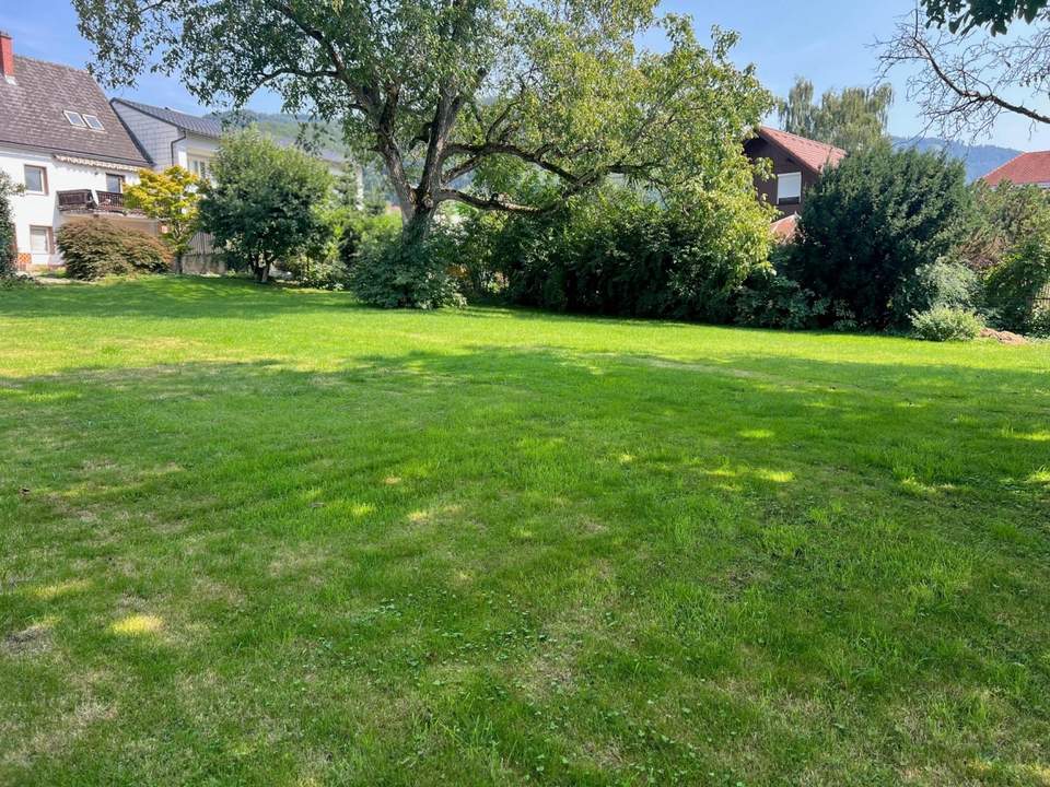 Grundstück mit Potential in guter Lage!