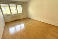 WARMMIETE (inkl. Hz und Ww) in der Laudongasse nahe Alser Straße!!! Zentral-begehbare 2 Zimmer-Neubauwohnung