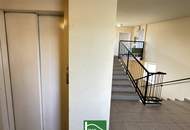 Freundliche DG-Wohnung in Sechshaus - 5 Gehminuten zu U4 und U6! Schlafzimmer in Hofruhelage!