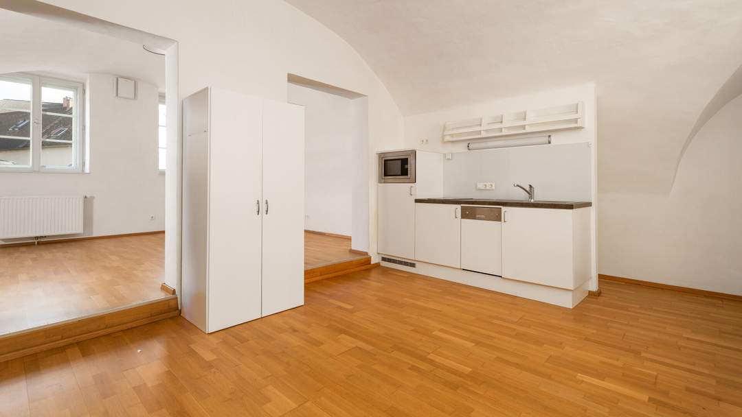 Wohnen mit Historie und Charme ! *51m² Wohnung im Erdgeschoß*