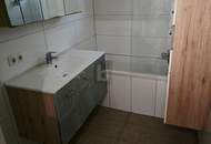 ATTRAKTIVE 3-ZIMMER-EINHEIT MIT POTENZIAL (5,2% RENDITE)