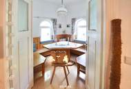 Exklusive Rarität - Villa mit traumhaftem Garten und Ordination