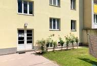 Direkt am Schweizergarten: Schöne 2-Zimmer-Wohnung mit separater Küche