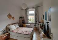 Traumhafte 3 - Zimmer - Altbauwohnung mit Loggia in Alturfahr