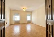 Wohn- u. Geschäftshaus I Historisches Stadthaus mit Entwicklungspotenzial | vielseitige Nutzungsmöglichkeiten | Rohdachboden mit Ausbaupotenzial | Gewölbekeller