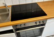 Tolle 3-Zimmer DG-Wohnung mit Balkon - teilweise hohe Räume im Altbau mit 1xSchlafzimmer in den Innenhof - WG geeignet