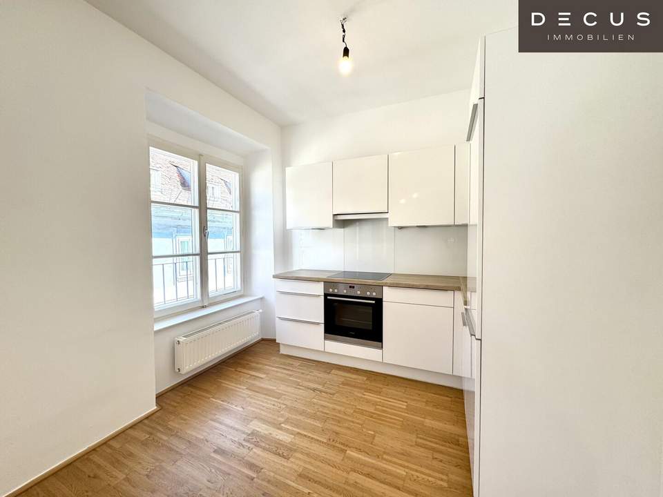 | CHARMANTE 2 ZIMMER-WOHNUNG | inkl. SCHRANKRAUM | ca. 52m² | 3. OG. | HELL & GEMÜTLICH | TOP LAGE | INNENSTADT | NÄHE HAUPTPLATZ