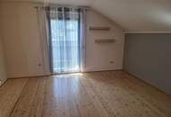 Solides Ein- oder Zweifamilienhaus auf tollem Grund!