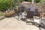 Wohnen in einem gemütlichen Reihenhaus, schöne Grünruhelage, 4 Zimmer , Komplettküche+ Wohnkeller, Carport