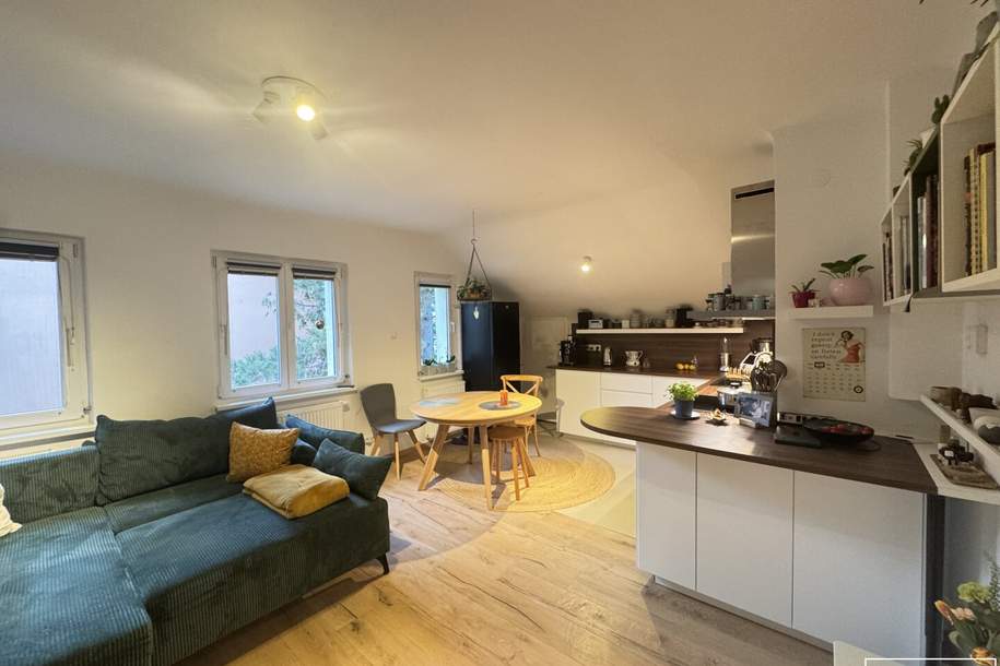 Stilvoll saniert &amp; lichtdurchflutet – 3-Zimmer-Dachgeschosswohnung in Bestlage Mauer | ZELLMANN IMMOBILIEN, Wohnung-kauf, 279.000,€, 1230 Wien 23., Liesing