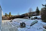 Elegante Villa in idyllischer Wienerwaldlage mit Pool und großem Garten