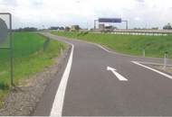 Grünland FÜR Ackerbau mit einer leichten Widmungsfantasie 17 Hektar