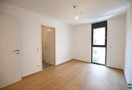 Neuwertige Balkonwohnung mit hochwertiger Ausstattung und perfekter Anbindung