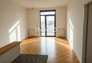 Helle Dachterrassen-Wohnung im Zentrum der Stadt St. Valentin