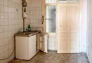 Sanierungsbedürftige Altbauwohnung