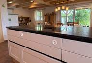 Modernes Einfamilienwohnhaus in idyllischer Grünlage