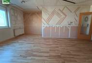 Geförderte 3-Zimmer-Wohnung mit großem Balkon! Unbefristet! Mietfreistellung gegen Selbstsanierung!