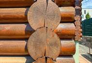 Chalet-Feeling mitten in Donaufeld - Naturstamm-Blockhaus mit Sauna, Kamin und Garten