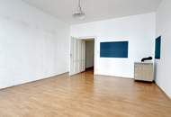 2-Zimmer-Altbauwohnung mit Sanierungspotenzial in Toplage der Josefstadt