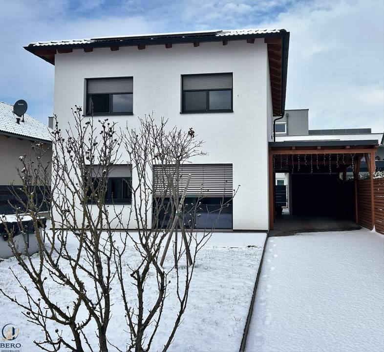 Neuwertiges Einfamilienhaus in Absdorf: Modernes Wohnen mit Terrasse und Garage!
