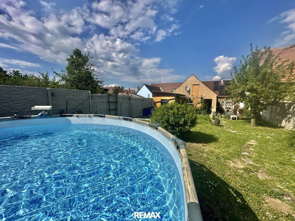 Charmantes Landhaus mit Pool – Ruhe, Natur und Lebensqualität vereint!