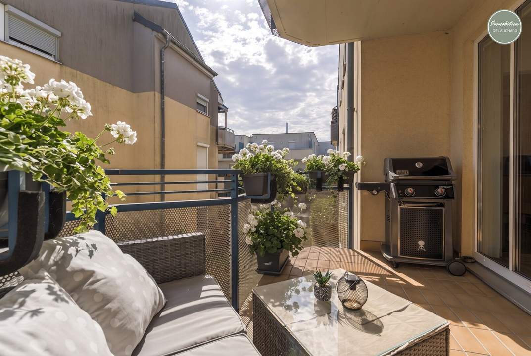 Modern Home Vibes | 3-Zimmer &amp; Loggia nähe Badeteich Gerasdorf
