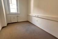 Helle Bürofläche mit Nutzungsflexibilität im Zentrum