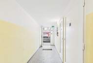 2-Zimmer-Wohnung mit großen Sanierungspotenzial an der Quellenstraße | DAVE