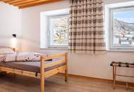 MIETE - Helle 2 Zimmerwohnung mit Balkon inkl. Betriebskosten - in Virgen