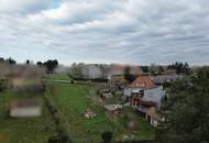 Einfamilienhaus mit großem sonnigen Garten