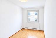 Sanierte 4-5 Zimmer Wohnung mit Loggia