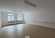 Büro nahe Regierungsviertel inkl. 10 Parkplätzen