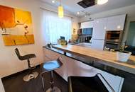 Wer teilt, gewinnt! Generalsaniertes Haus für 2 - 2 Wohnungen, großer Garten mit Pool, Poolhaus - ideal für Großfamilien, Freundesbünde u.Ä. - Neuzeug