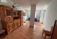 Einmalige Gelegenheit - Jahrhundertwendehaus mit großem Garten