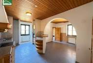Leben & Arbeiten in Mannswörth - Haus mit großem Garten, Schuppen und Nebengebäude!