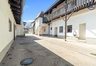 Charmantes Bauernhaus mit großem Grundstück, langgezogenem Hof, 2 Wohnungen und einem Swimmingpool