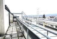 SONNIGE DACHGESCHOSS-MAISONETTE NAHE HANUSCH KRANKENHAUS