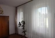 Arbeiten und wohnen in einen Haus mit Halle in ruhiger Wohnlage in Rust am See !